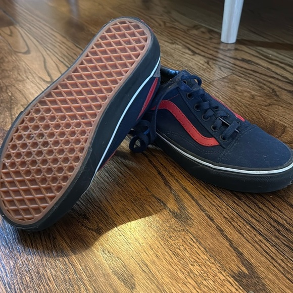 Custom VANS off the wall sneakers. US men’s 6.0 women’s 7.5 - Picture 2 of 5